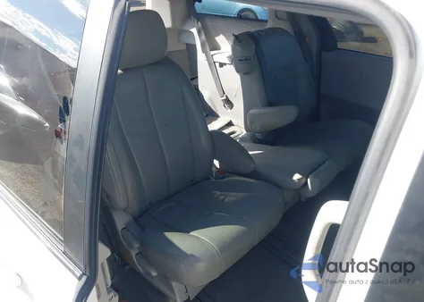 2011 Toyota Sienna Xle V6 из США, поврежденный, VIN 5TDYK3DC2BS050739